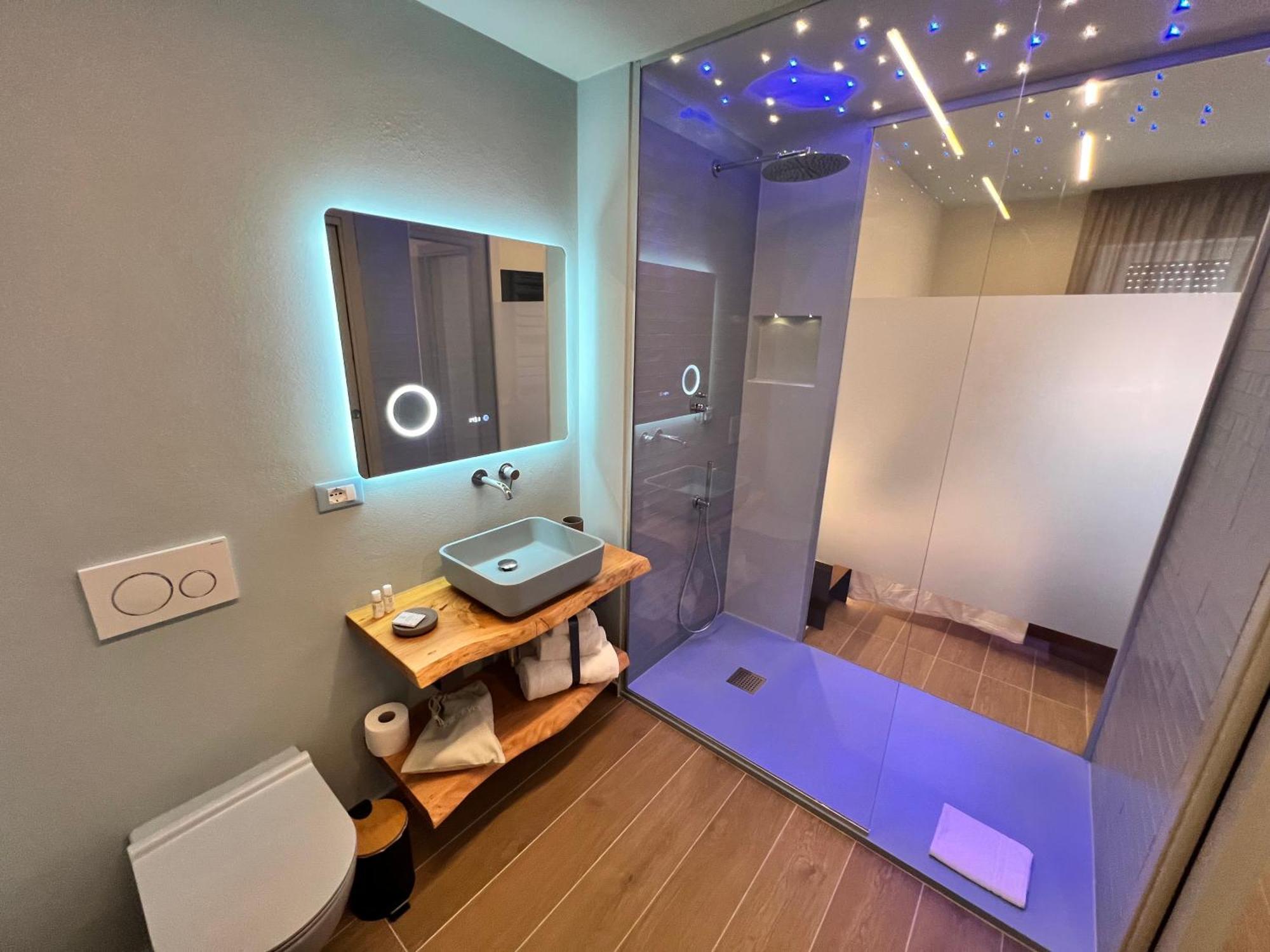Luci Sul Mare -Boutique Rooms فولّونيكا المظهر الخارجي الصورة
