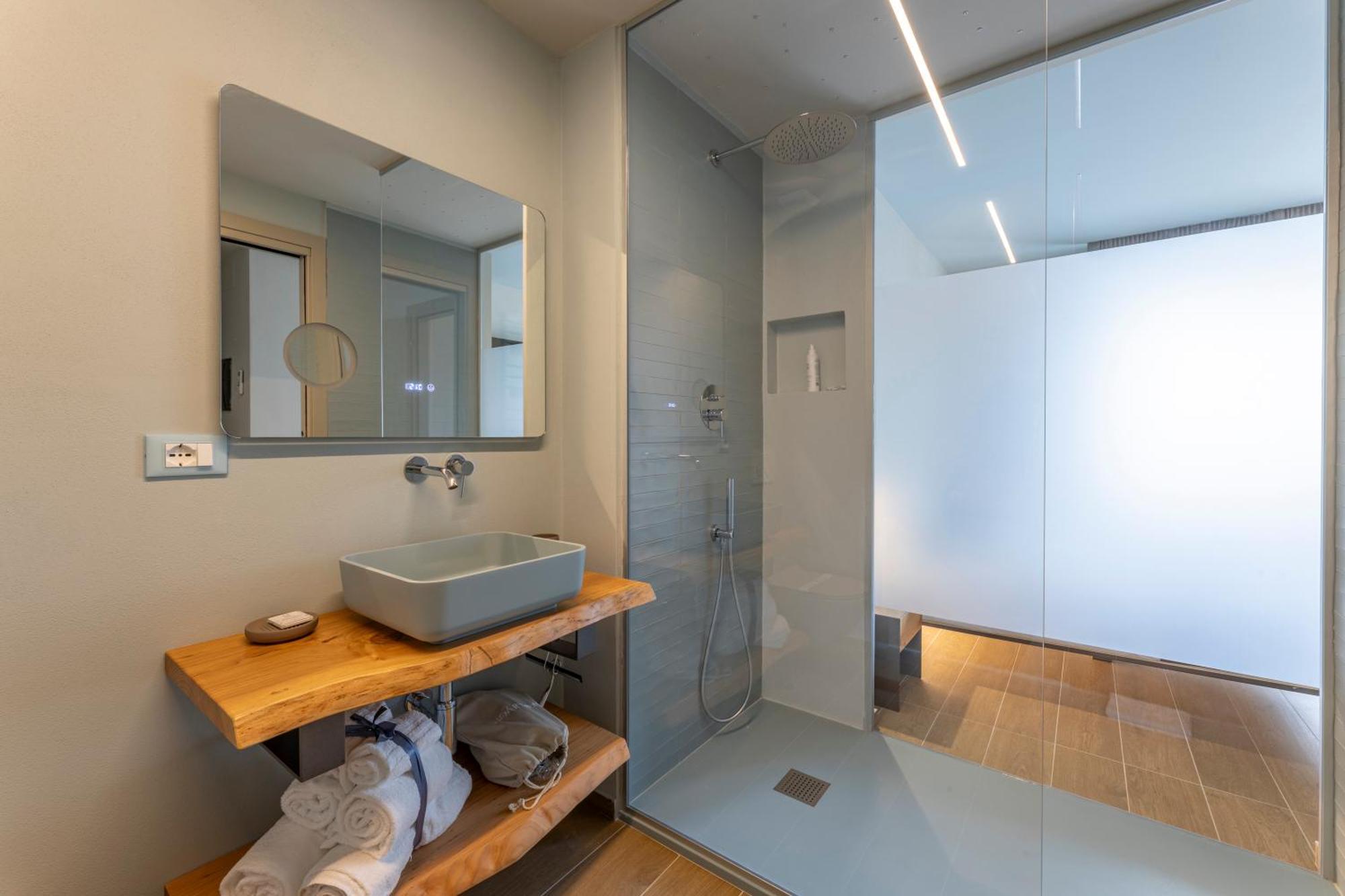 Luci Sul Mare -Boutique Rooms فولّونيكا المظهر الخارجي الصورة