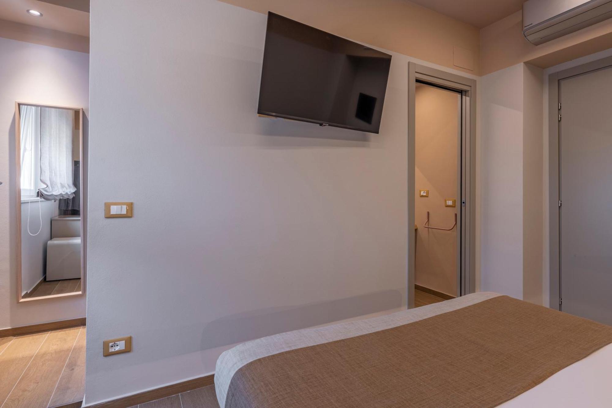 Luci Sul Mare -Boutique Rooms فولّونيكا المظهر الخارجي الصورة